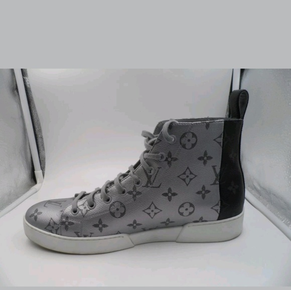 Louis Vuitton Platinum & Black Sneakers - Picture 5 of 8